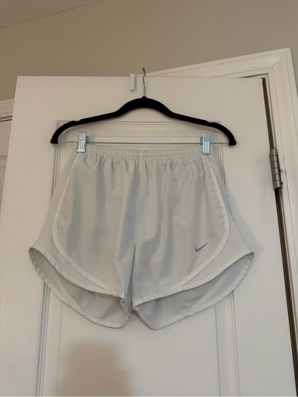 Nike Women’s White Dri-FIT Running Shorts Size S